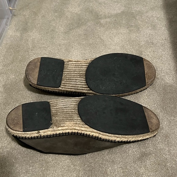 Men’s Fendi Espadrilles size 10 - Picture 3 of 3